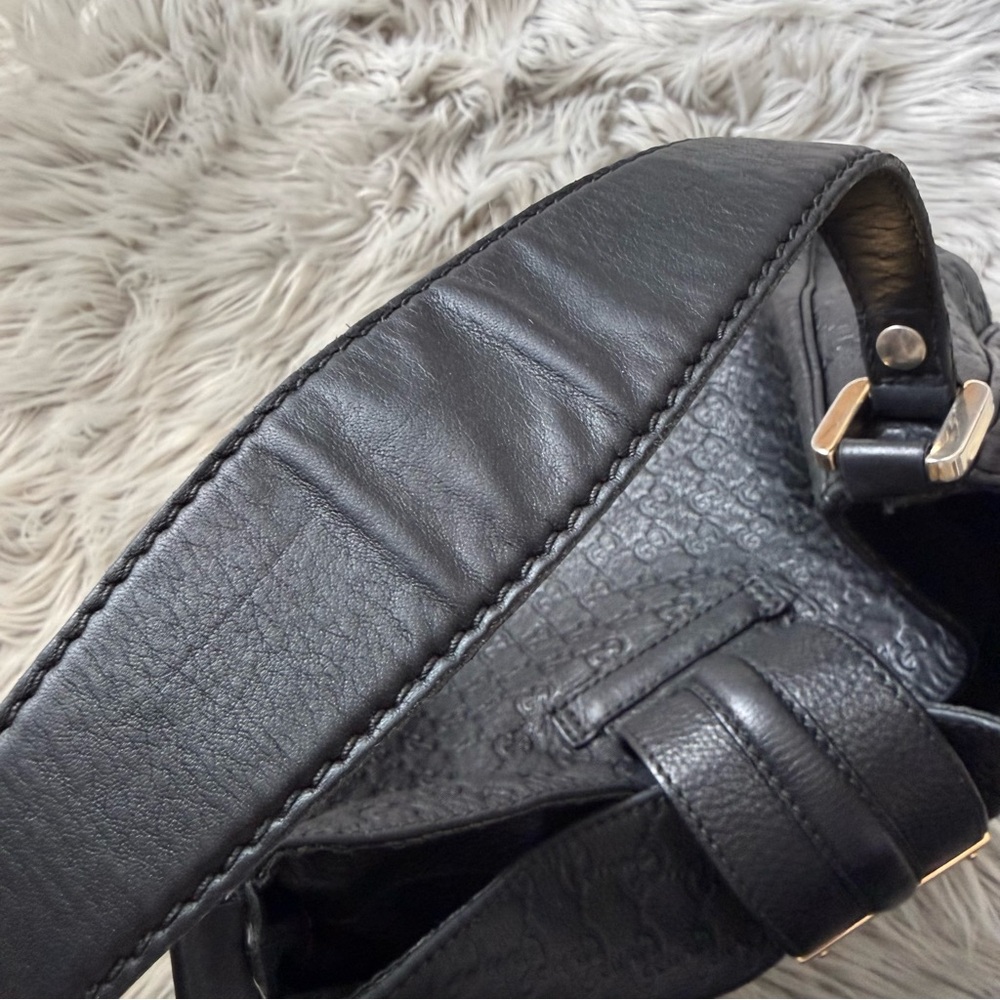 GUCCI Black Guccissima Leather New Web Hobo Shoulder Bag - Picture 9 of 14
